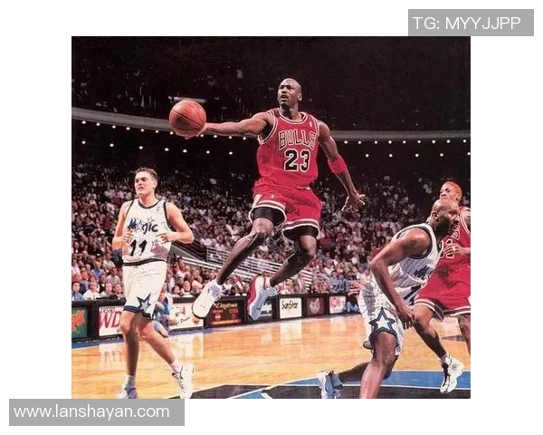 1991年乔丹对决活塞经典时刻回顾与精彩瞬间盘点 1991年乔丹对决活塞经典时刻回顾与精彩瞬间盘点