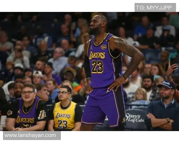 76人湖人今冬对决解析：明星球员表现与战术博弈的精彩较量